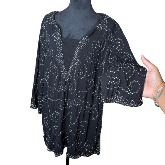 CJ Banks Women's 2X Plus Size Black Embellished 3/4 Sleeve Tunic Top Blouse - Picture 1 of 7